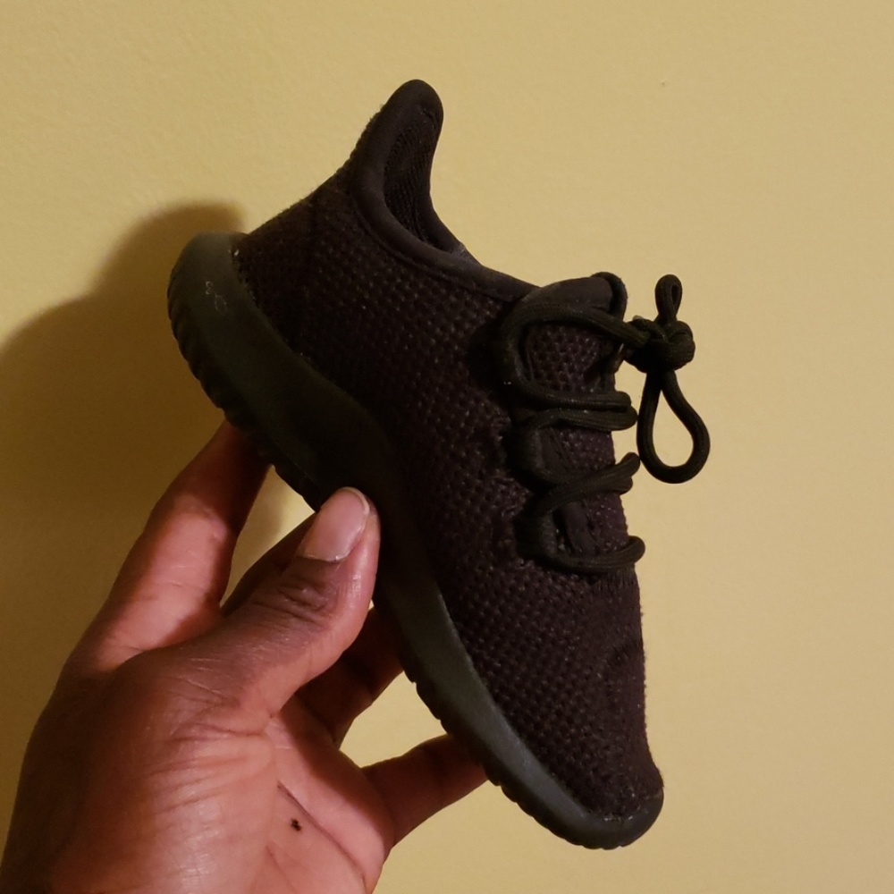 Adidas - Picture 3 of 4